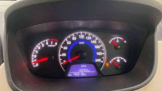 View Hyundai Grand i10 Image 33 Used Hyundai Grand i10 Image 33
