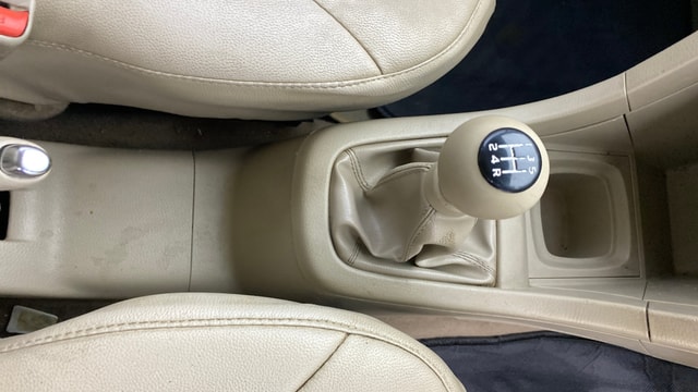 View Maruti Suzuki 1000 Image 38 Used Maruti Suzuki 1000 Image 38