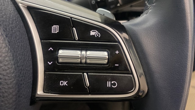 View Kia Carens Image 3 Used Kia Carens Image 3