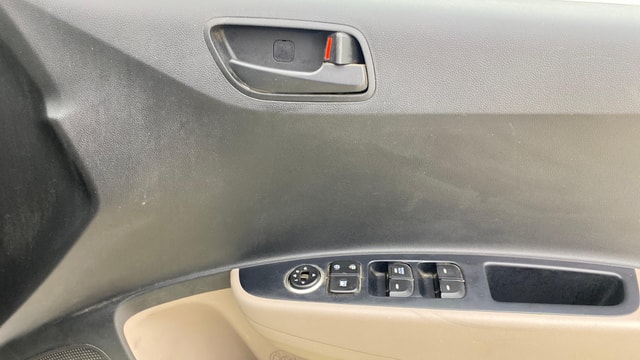 View Hyundai Grand i10 Image 32 Used Hyundai Grand i10 Image 32