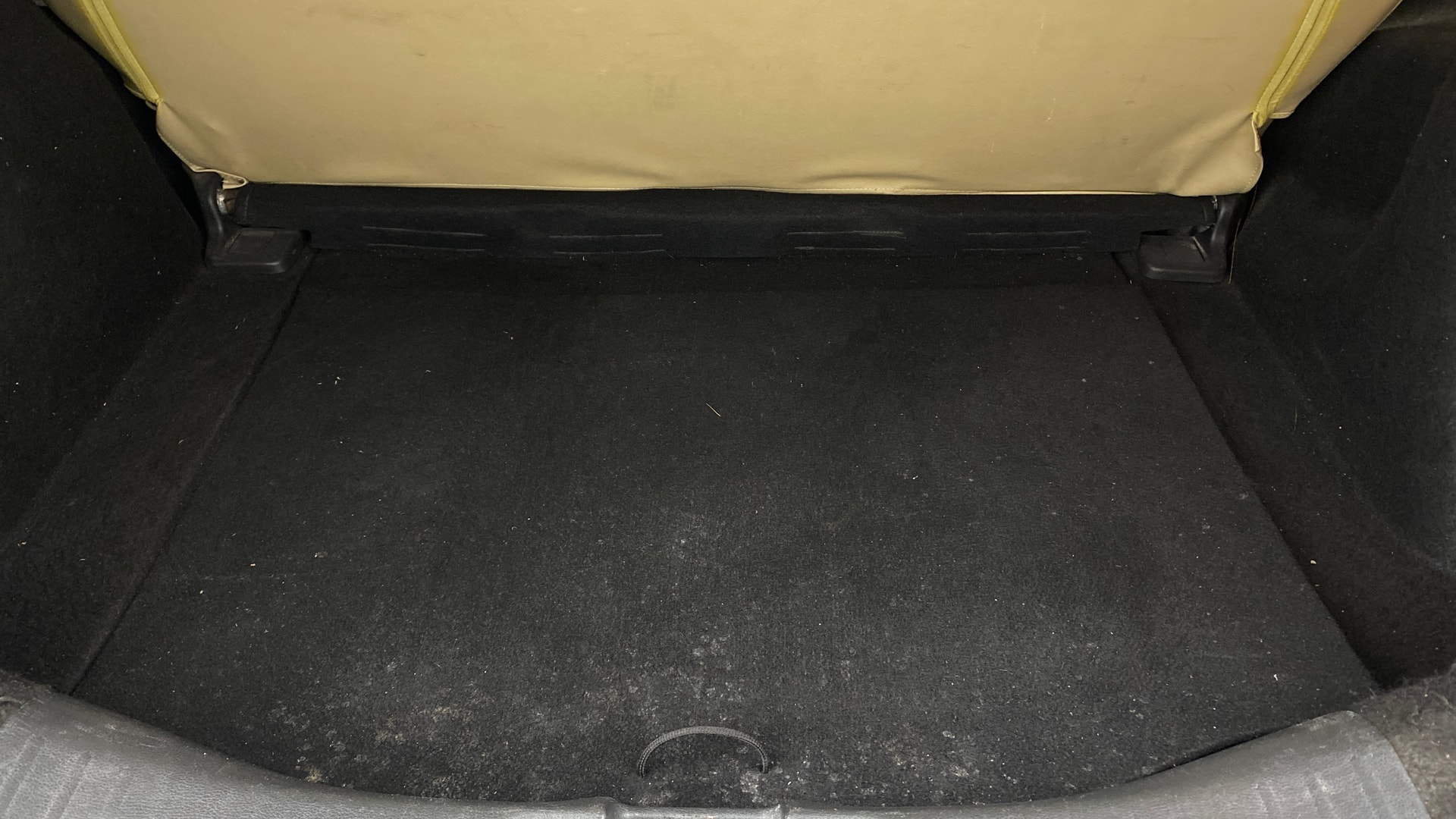 View 2016 Honda Jazz E MT Diesel Image 10 Used 2016 Honda Jazz E MT Diesel Image 10