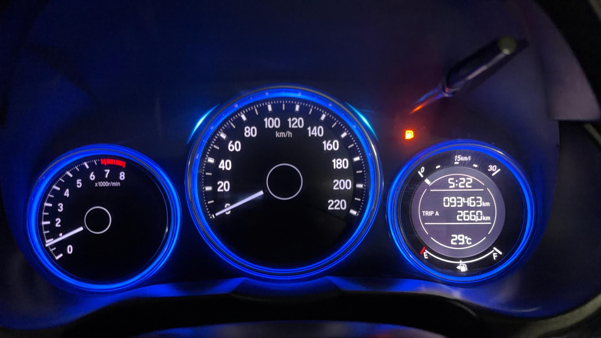 View 2015 Honda City ZX MT Diesel Anniversary Edition Image 21 Used 2015 Honda City ZX MT Diesel Anniversary Edition Image 21