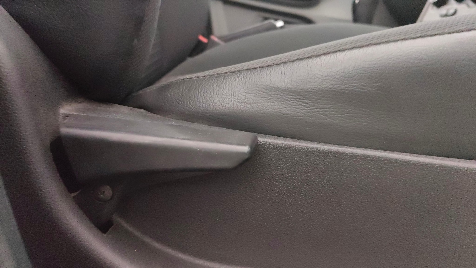 View 2019 Tata Tiago Revotorq XB Image 18 Used 2019 Tata Tiago Revotorq XB Image 18