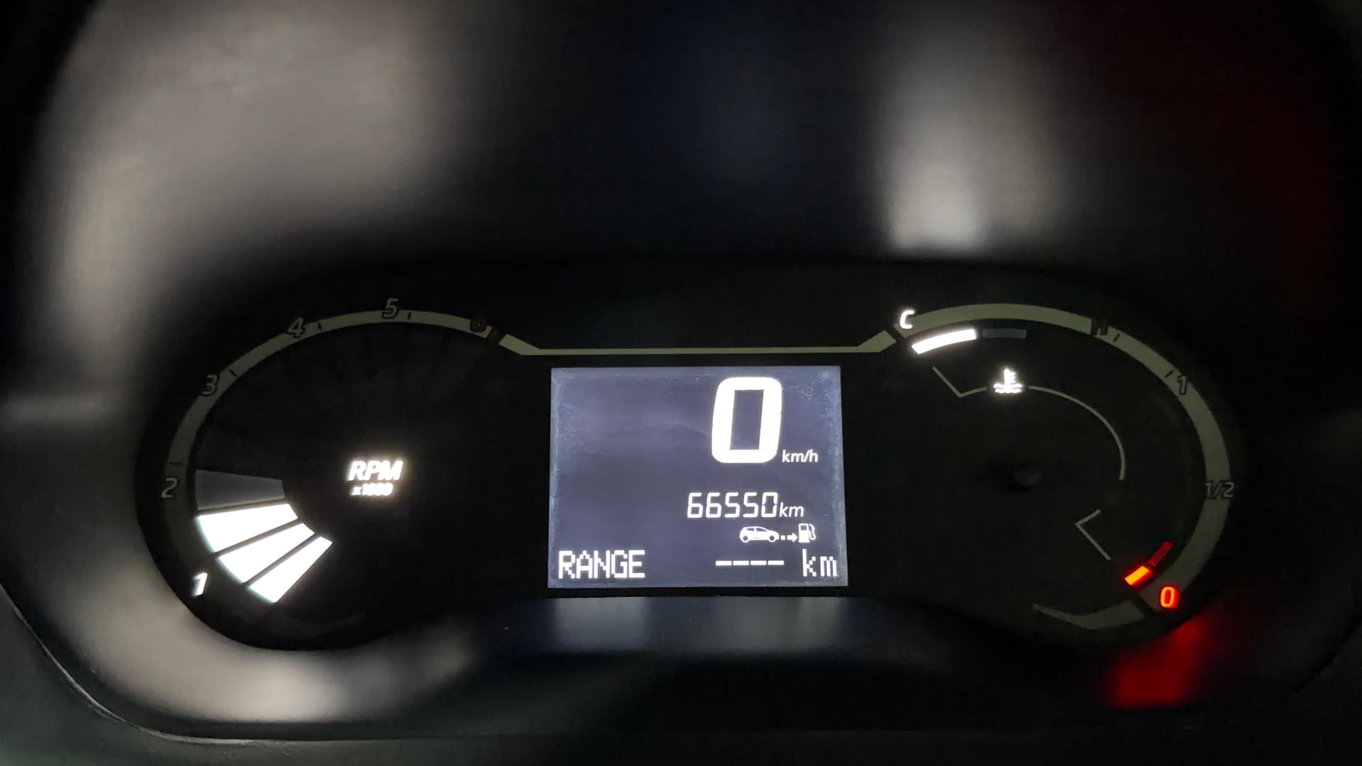 View 2022 Nissan Magnite XE Image 21 Used 2022 Nissan Magnite XE Image 21