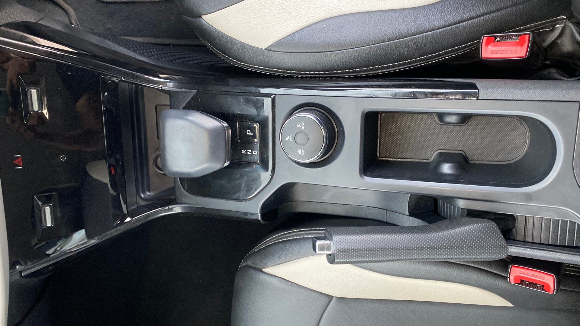 View 2024 Tata Nexon Revotron XE Image 42 Used 2024 Tata Nexon Revotron XE Image 42