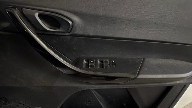 View Tata Tiago NRG Image 32 Used Tata Tiago NRG Image 32