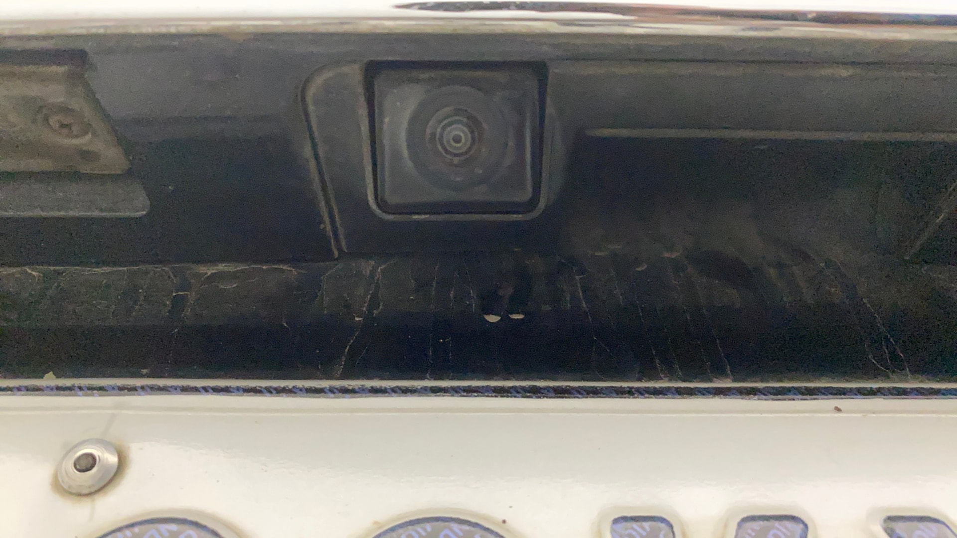 View 2019 Mahindra XUV300 W4 Petrol BS IV Image 17 Used 2019 Mahindra XUV300 W4 Petrol BS IV Image 17