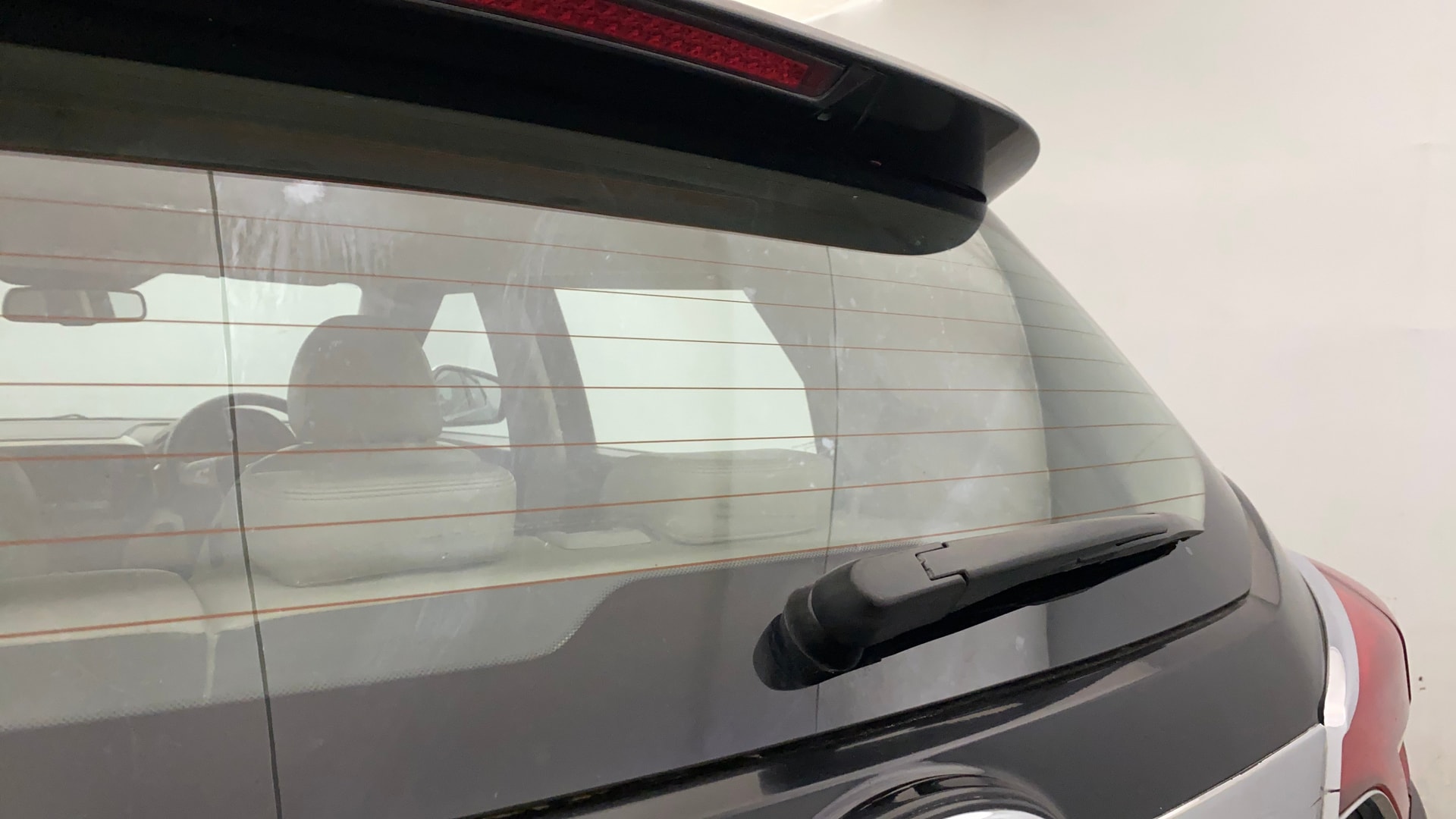 View 2019 Mahindra XUV300 W4 Petrol BS IV Image 25 Used 2019 Mahindra XUV300 W4 Petrol BS IV Image 25