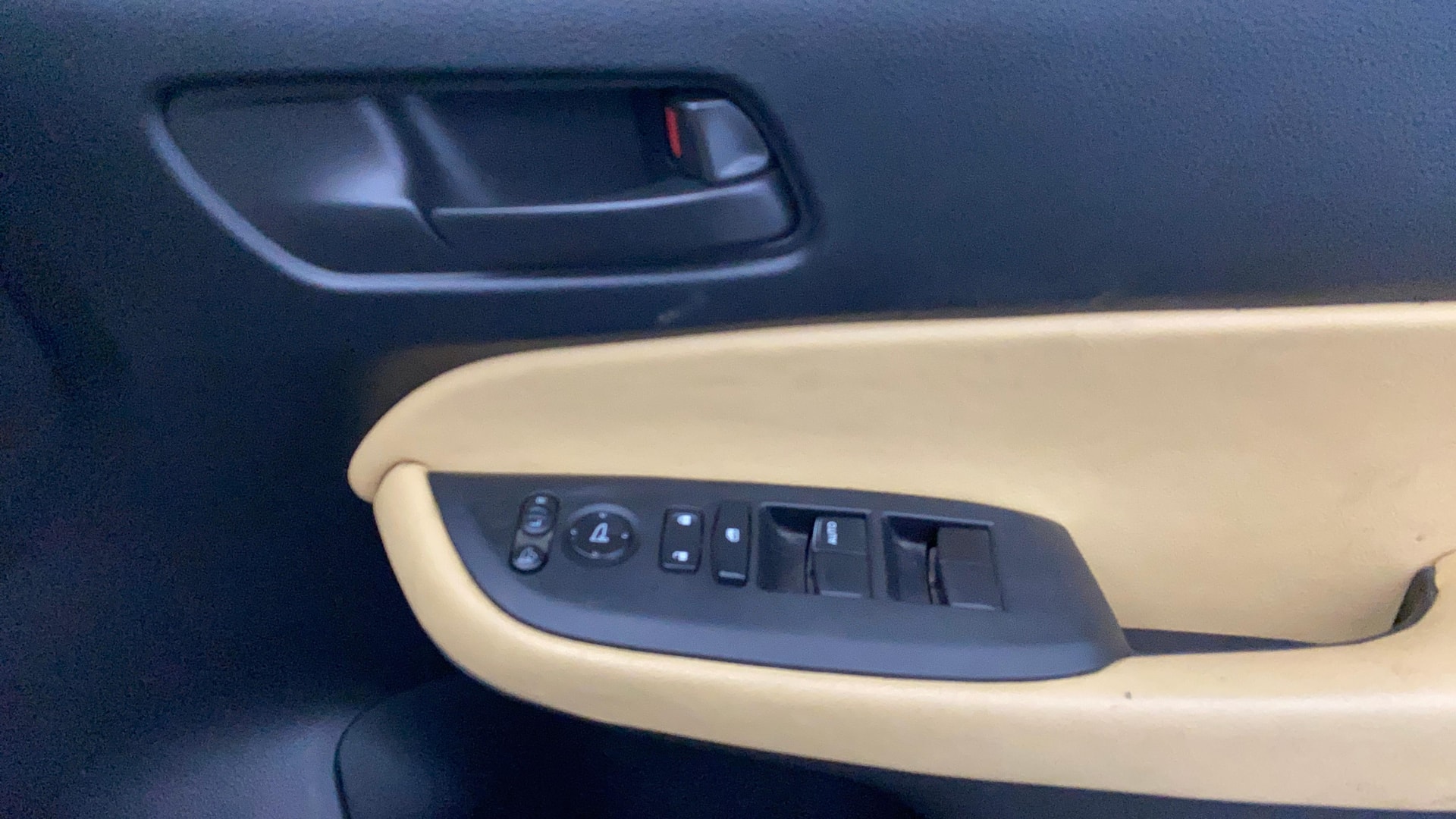 View 2022 Honda City ZX MT Diesel Anniversary Edition Image 34 Used 2022 Honda City ZX MT Diesel Anniversary Edition Image 34