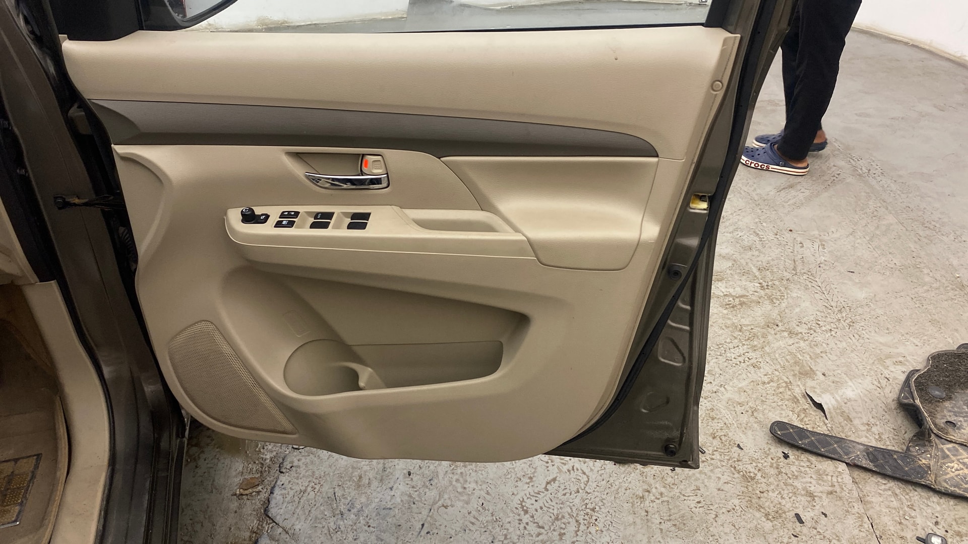 View 2022 Maruti Suzuki 1000 Base Variant Image 33 Used 2022 Maruti Suzuki 1000 Base Variant Image 33