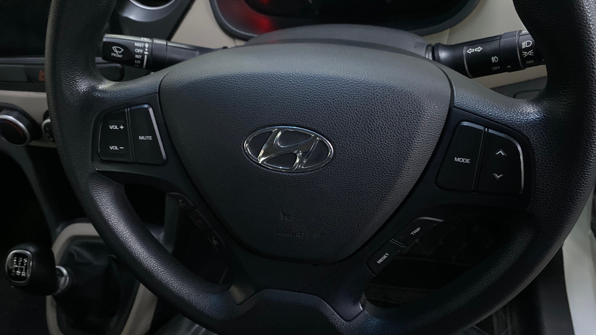 View 2020 Hyundai Grand i10 Sportz 1.2 Kappa Image 3 Used 2020 Hyundai Grand i10 Sportz 1.2 Kappa Image 3