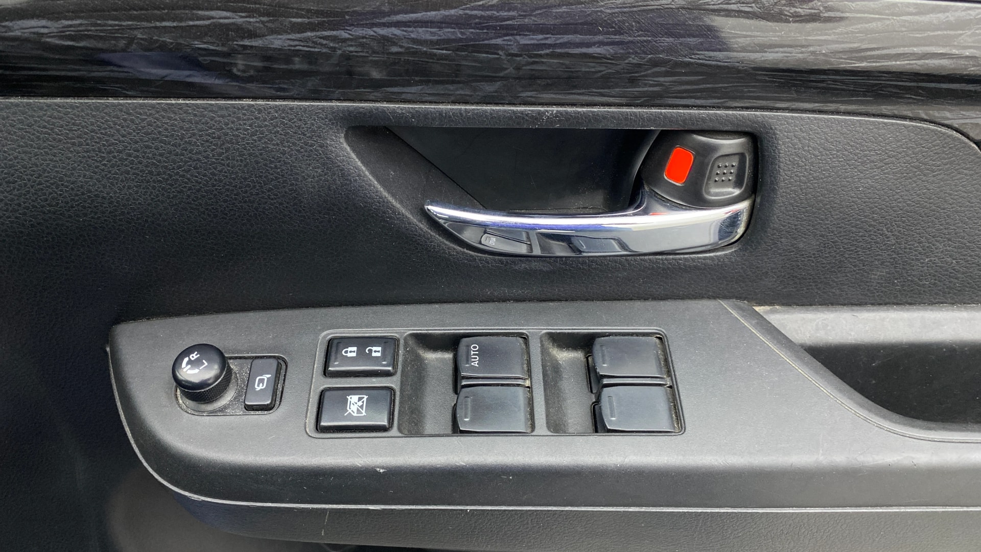 View 2020 Maruti Suzuki 1000 Base Variant Image 40 Used 2020 Maruti Suzuki 1000 Base Variant Image 40