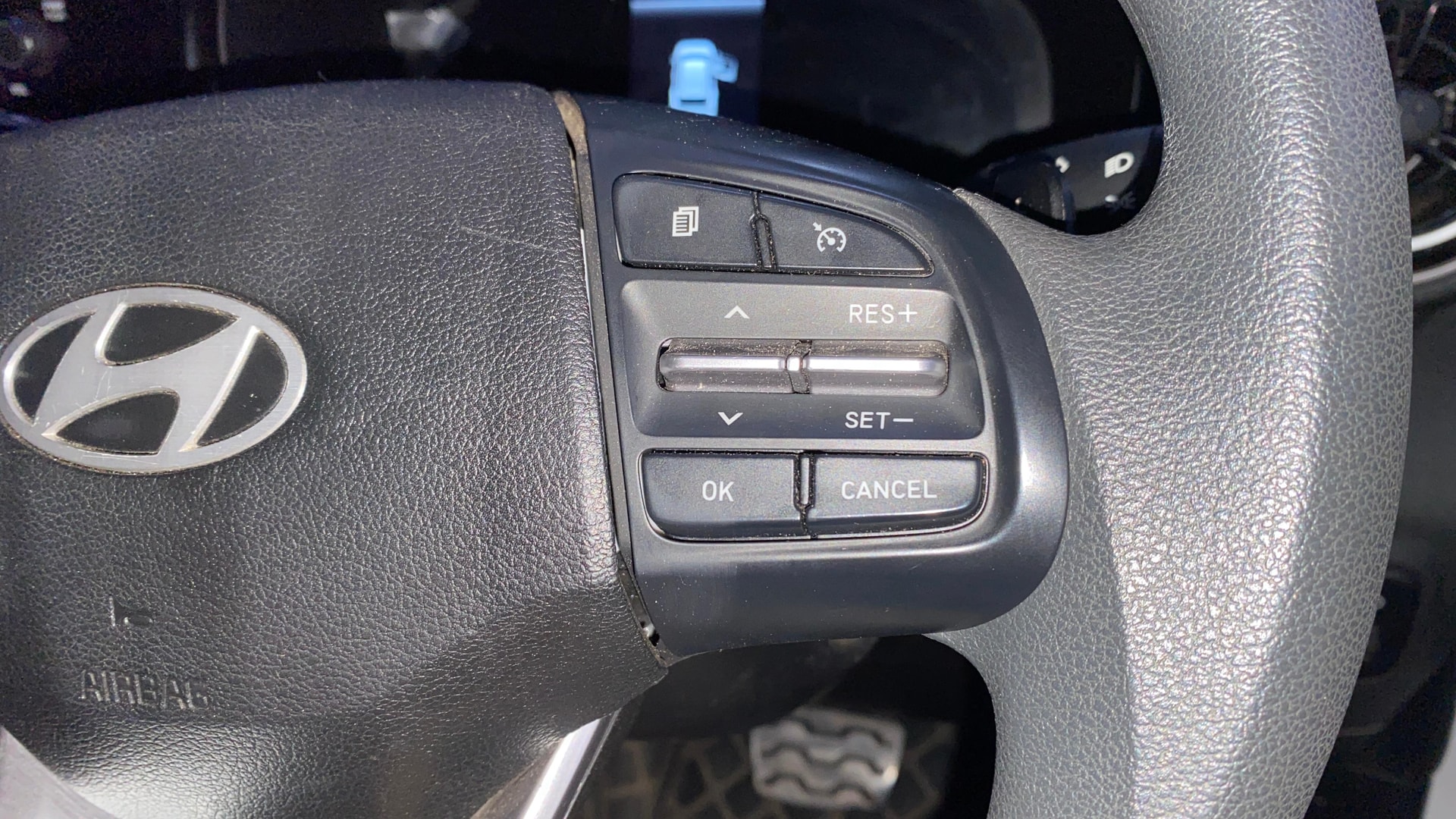 View 2024 Hyundai Exter 1.2 AMT Kappa SX Image 3 Used 2024 Hyundai Exter 1.2 AMT Kappa SX Image 3