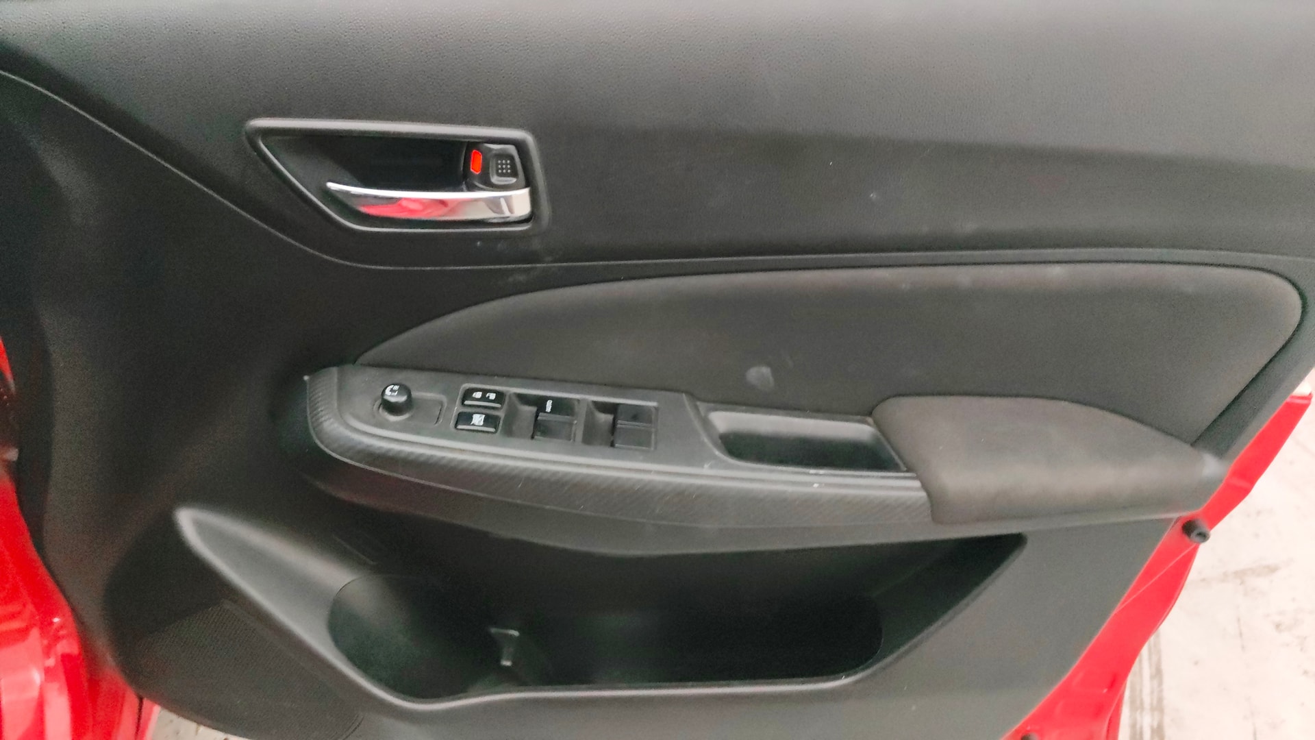 View 2023 Maruti Suzuki 1000 Base Variant Image 37 Used 2023 Maruti Suzuki 1000 Base Variant Image 37