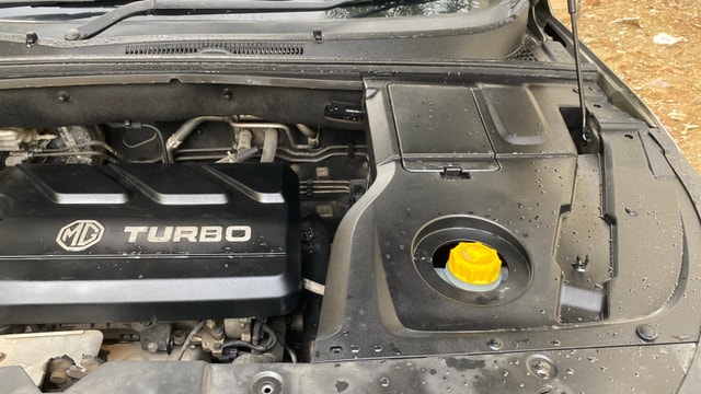 View MG Hector Image 30 Used MG Hector Image 30