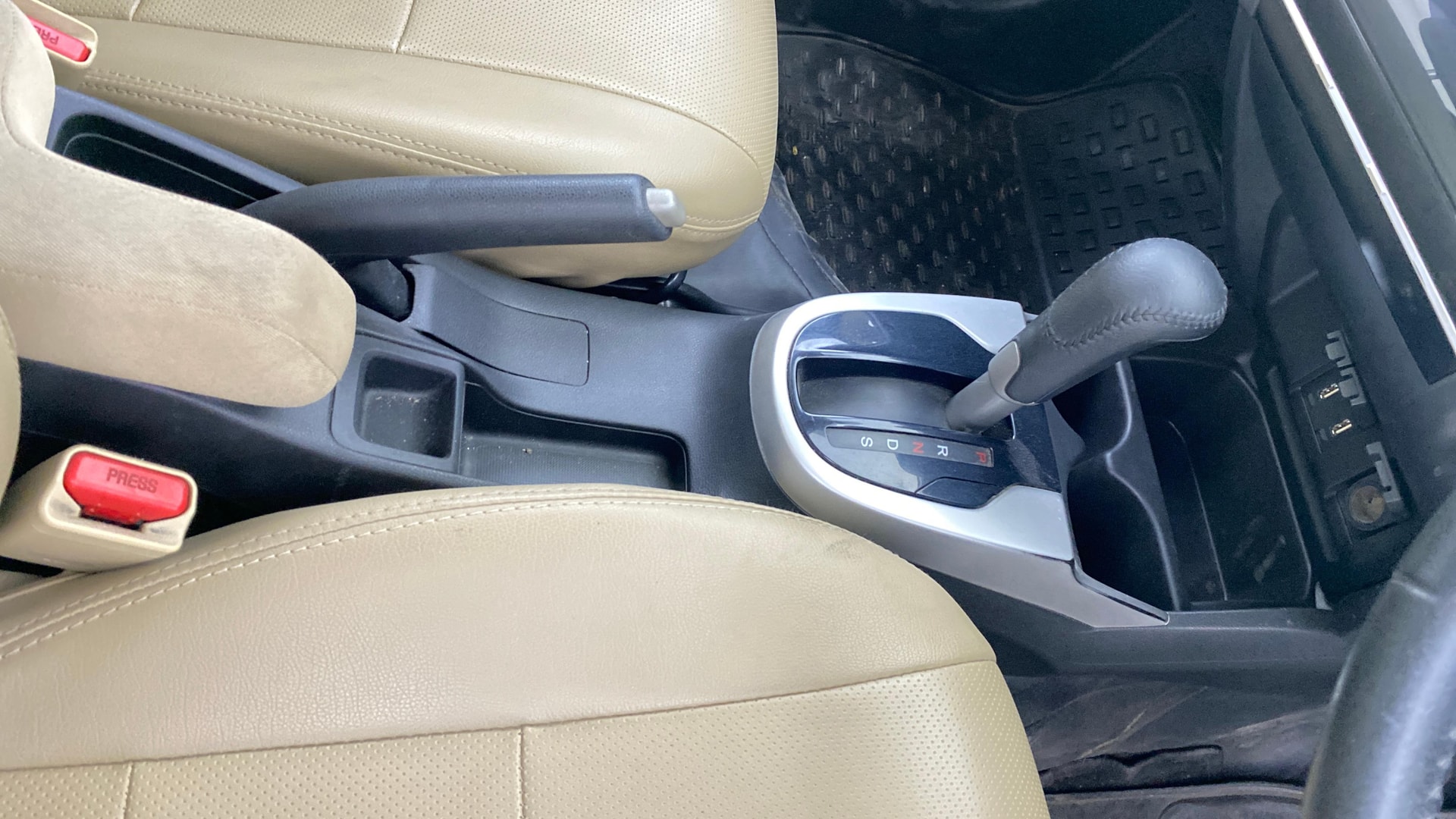 View 2022 Honda Jazz E MT Diesel Image 40 Used 2022 Honda Jazz E MT Diesel Image 40