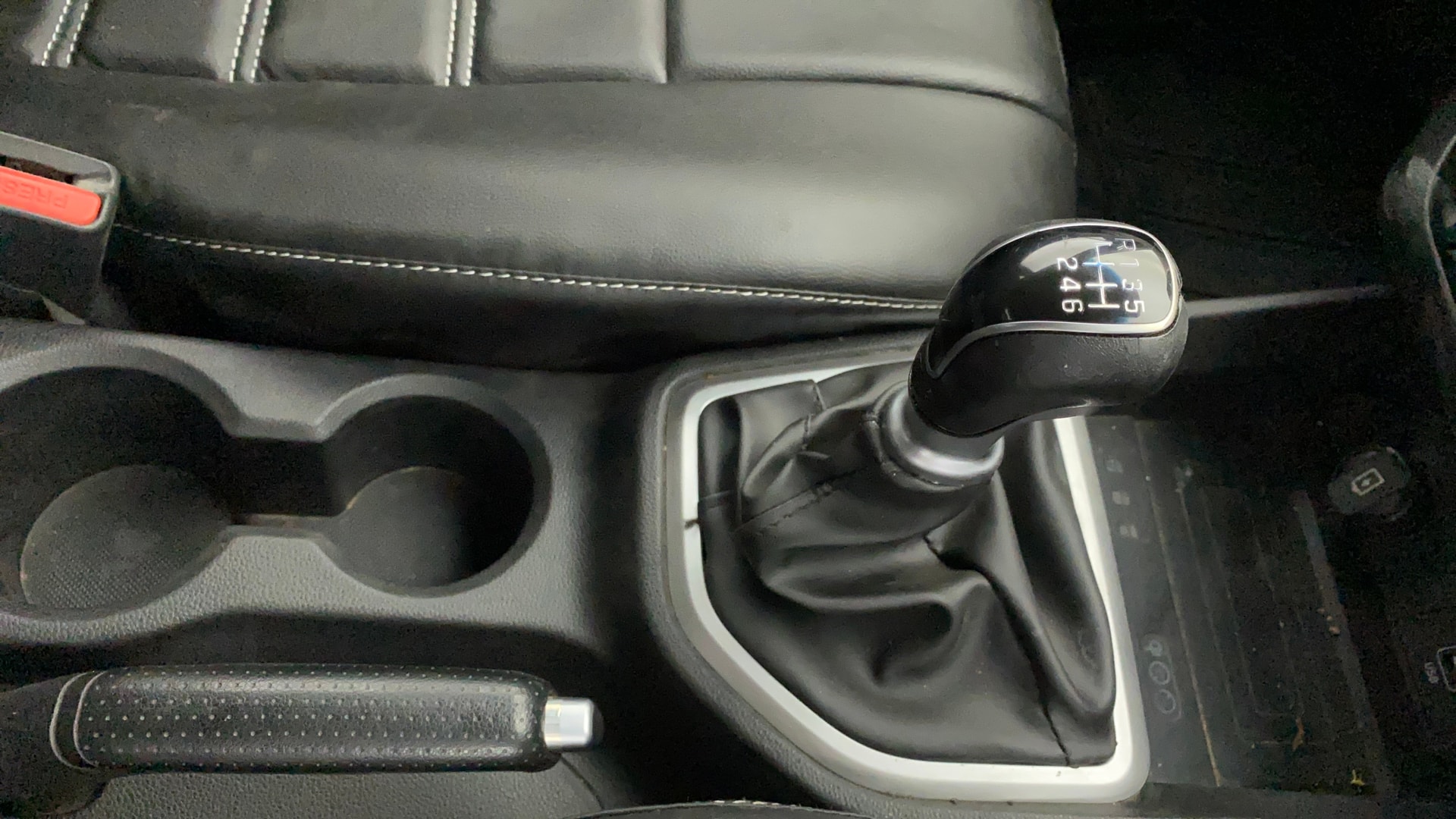 View 2019 Hyundai Creta SX 1.6 Petrol Image 42 Used 2019 Hyundai Creta SX 1.6 Petrol Image 42