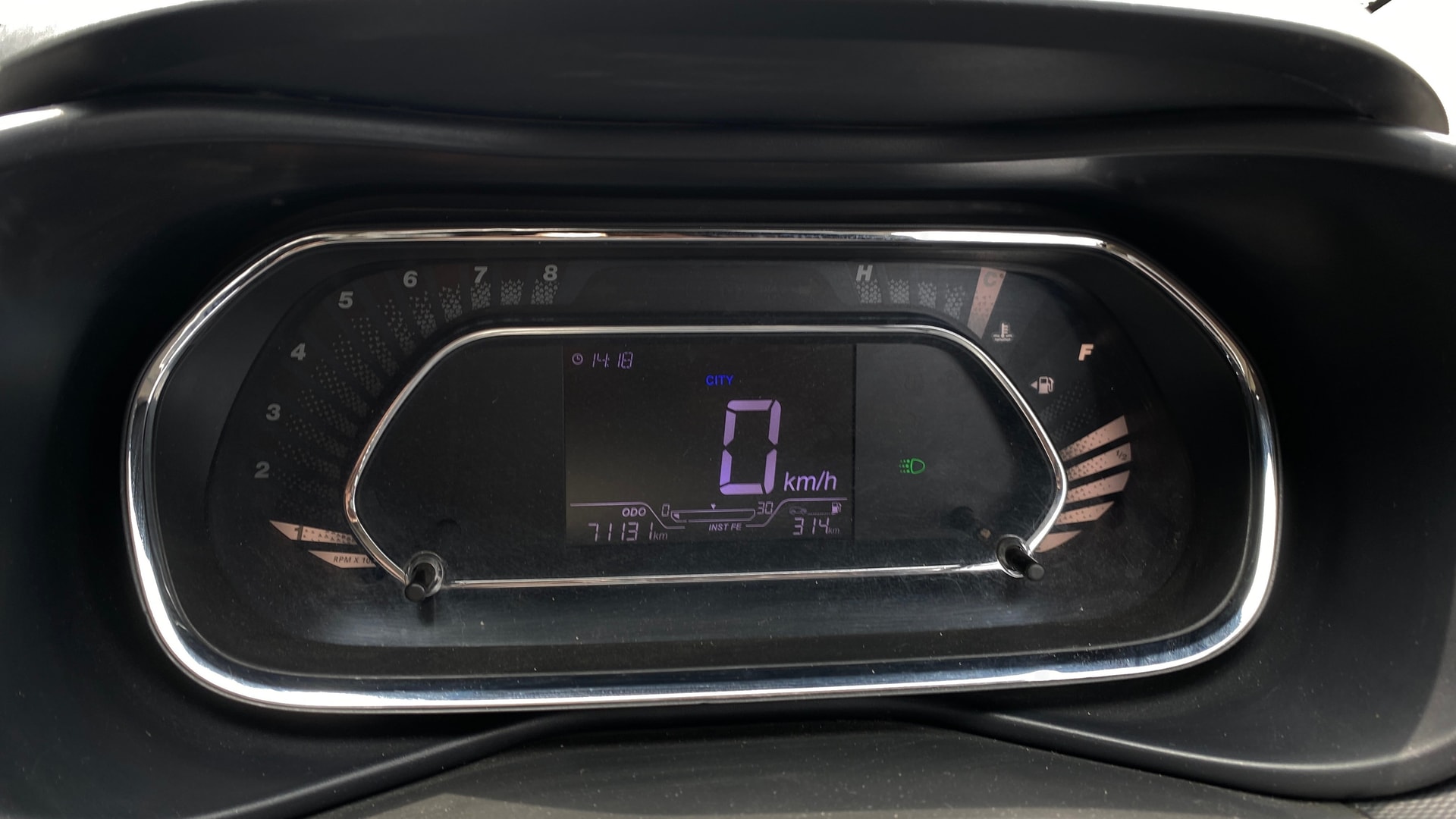View 2023 Tata Nexon XZ Plus Diesel Image 35 Used 2023 Tata Nexon XZ Plus Diesel Image 35