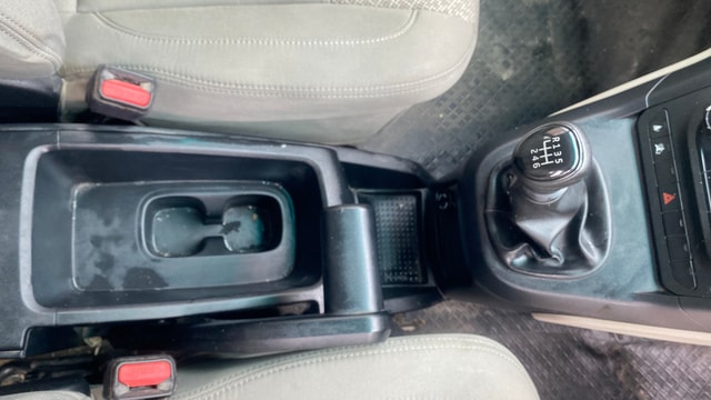 View Mahindra Marazzo Image 38 Used Mahindra Marazzo Image 38
