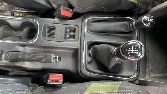 View Mahindra Thar Image 36 Used Mahindra Thar Image 36