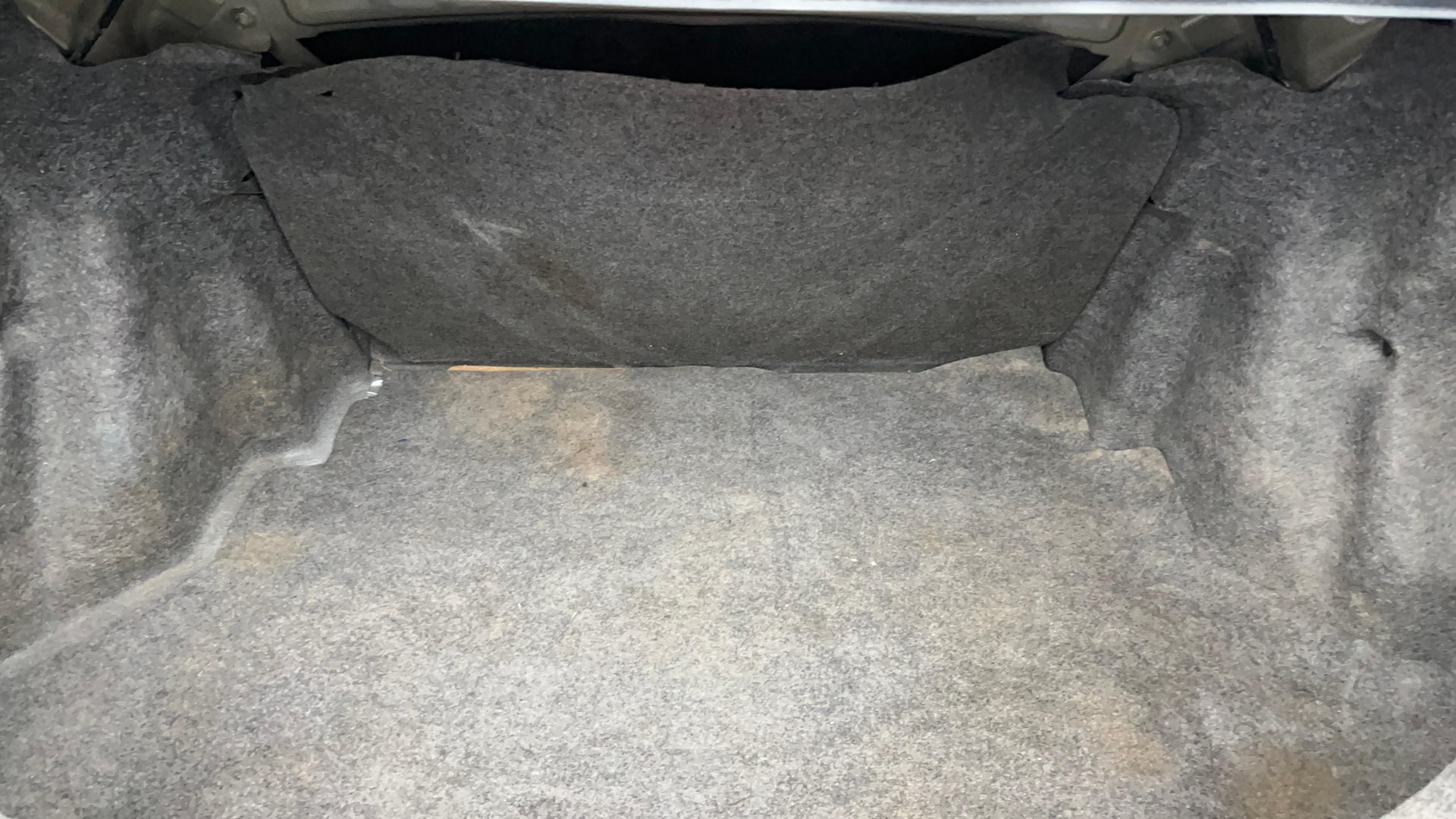 View 2014 Honda Amaze E MT Petrol BS IV Image 6 Used 2014 Honda Amaze E MT Petrol BS IV Image 6