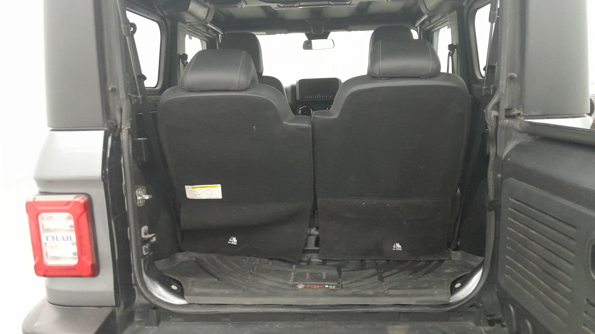 View 2024 Mahindra Thar AX Standard Manual Soft Top 6 Seater Image 11 Used 2024 Mahindra Thar AX Standard Manual Soft Top 6 Seater Image 11