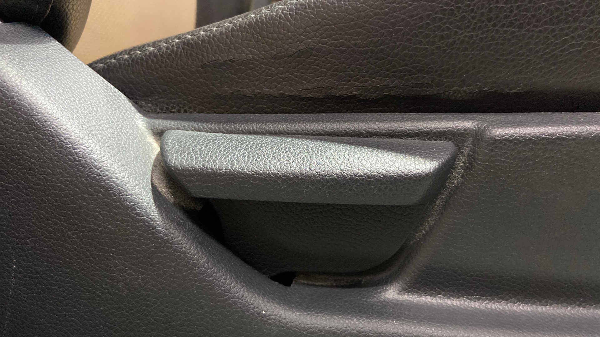 View 2015 Hyundai EON Era Plus Image 18 Used 2015 Hyundai EON Era Plus Image 18