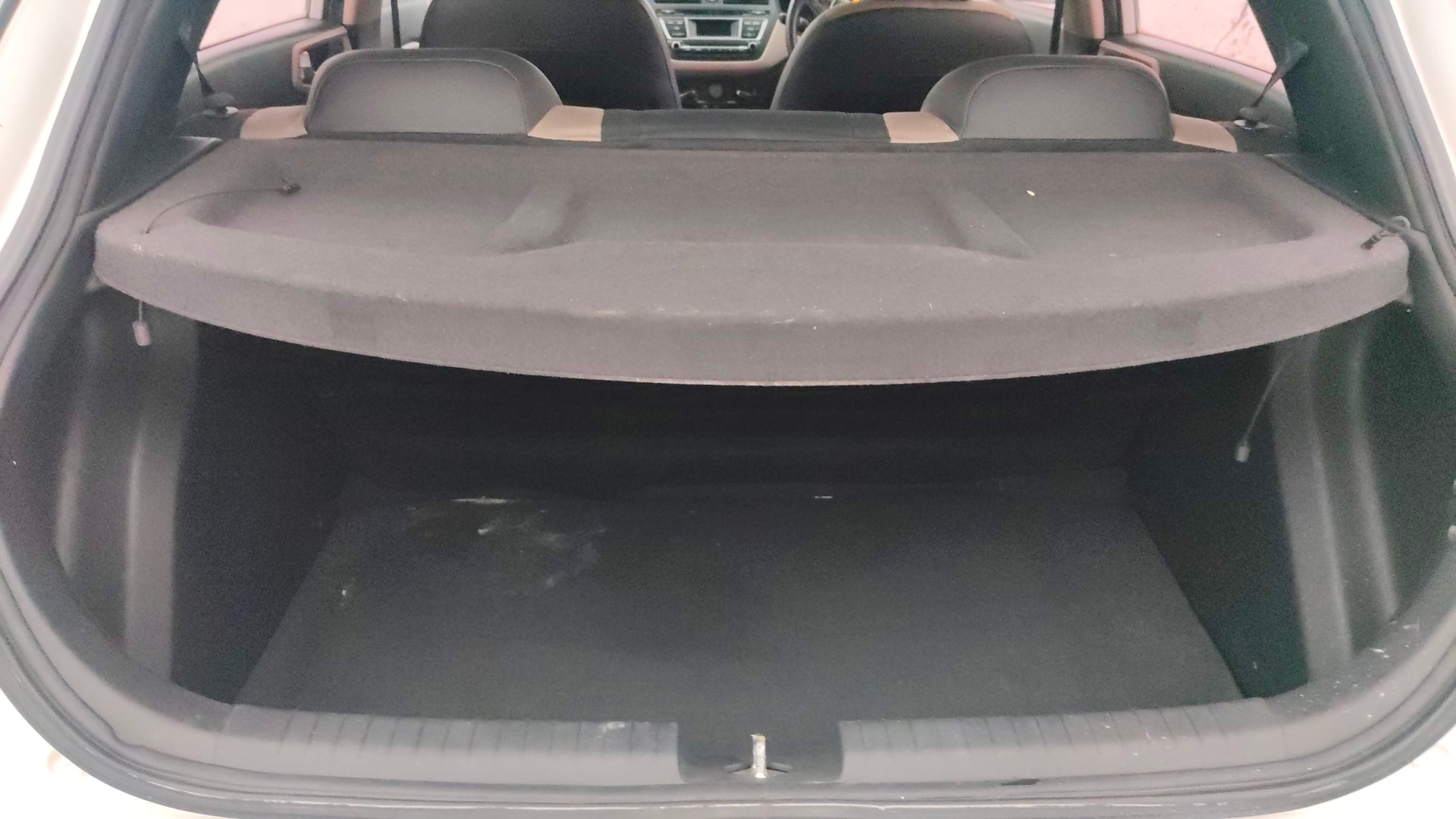 View 2015 Hyundai Elite i20 Magna 1.2 Image 10 Used 2015 Hyundai Elite i20 Magna 1.2 Image 10