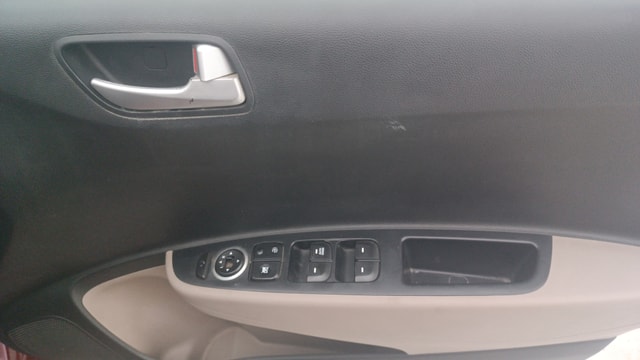 View Hyundai Grand i10 Image 33 Used Hyundai Grand i10 Image 33