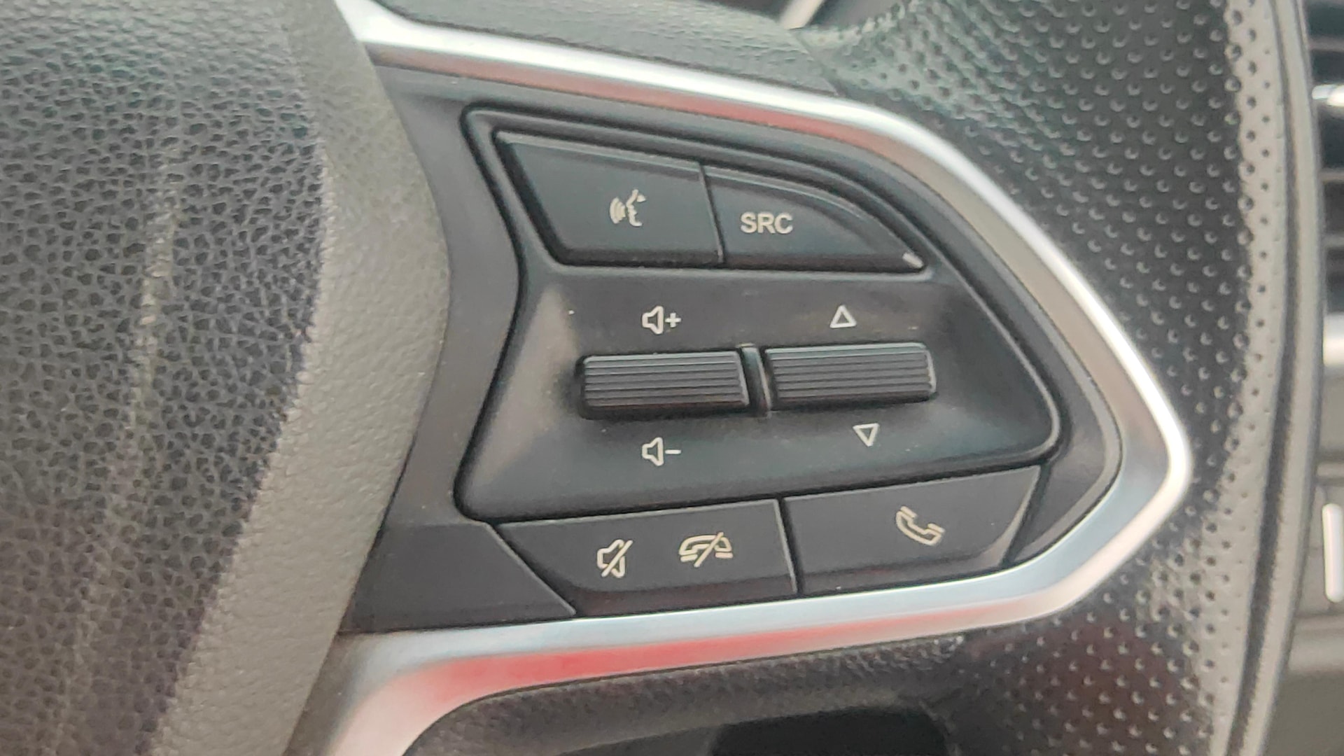 View 2022 MG Hector Sharp CVT Petrol Image 3 Used 2022 MG Hector Sharp CVT Petrol Image 3