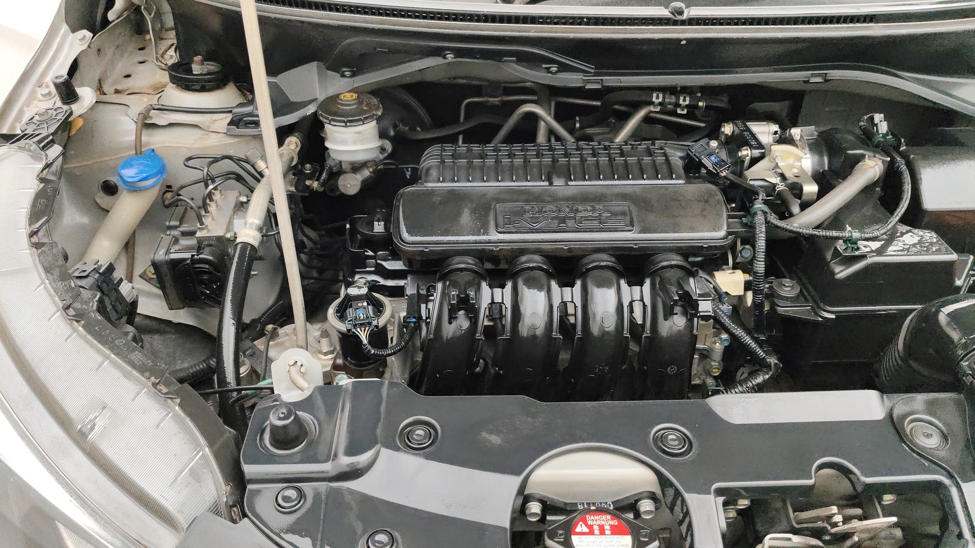 View 2018 Honda BR-V E Diesel Image 3 Used 2018 Honda BR-V E Diesel Image 3