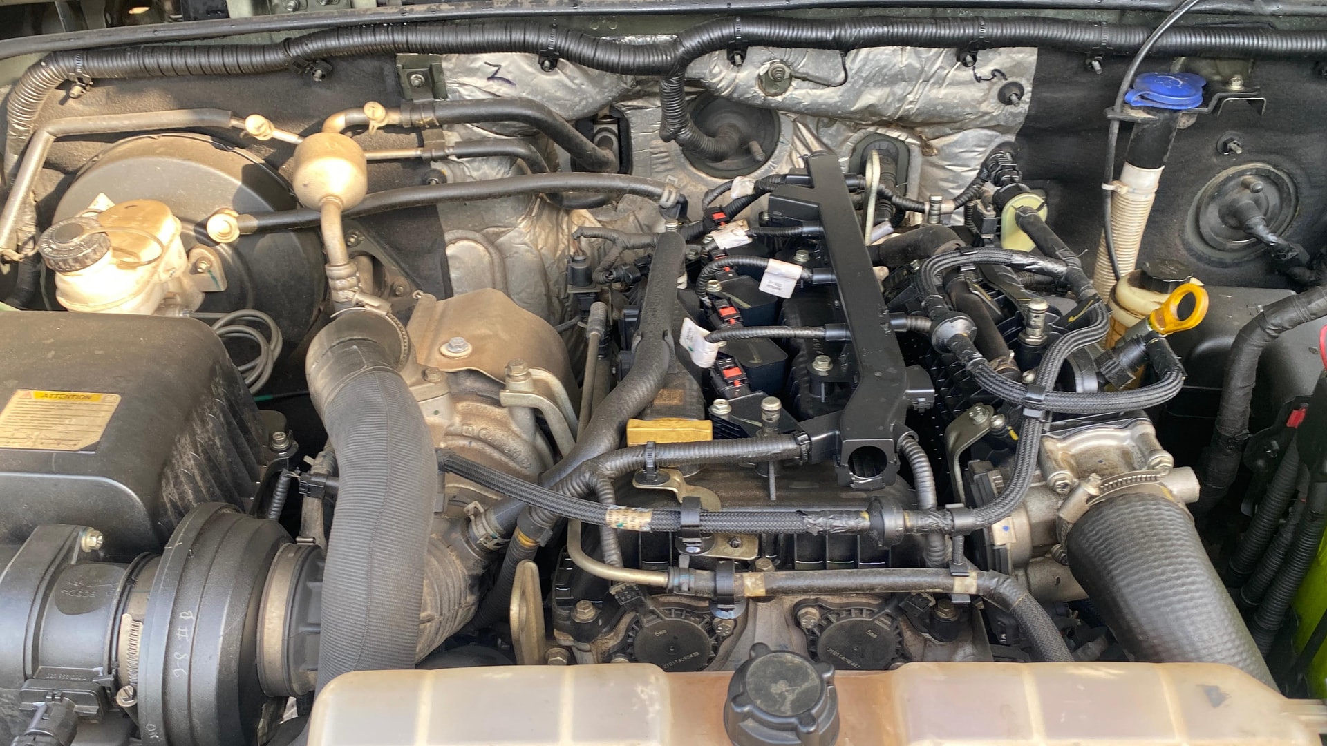 View 2021 Mahindra Thar AX Standard Manual Soft Top 6 Seater Image 39 Used 2021 Mahindra Thar AX Standard Manual Soft Top 6 Seater Image 39