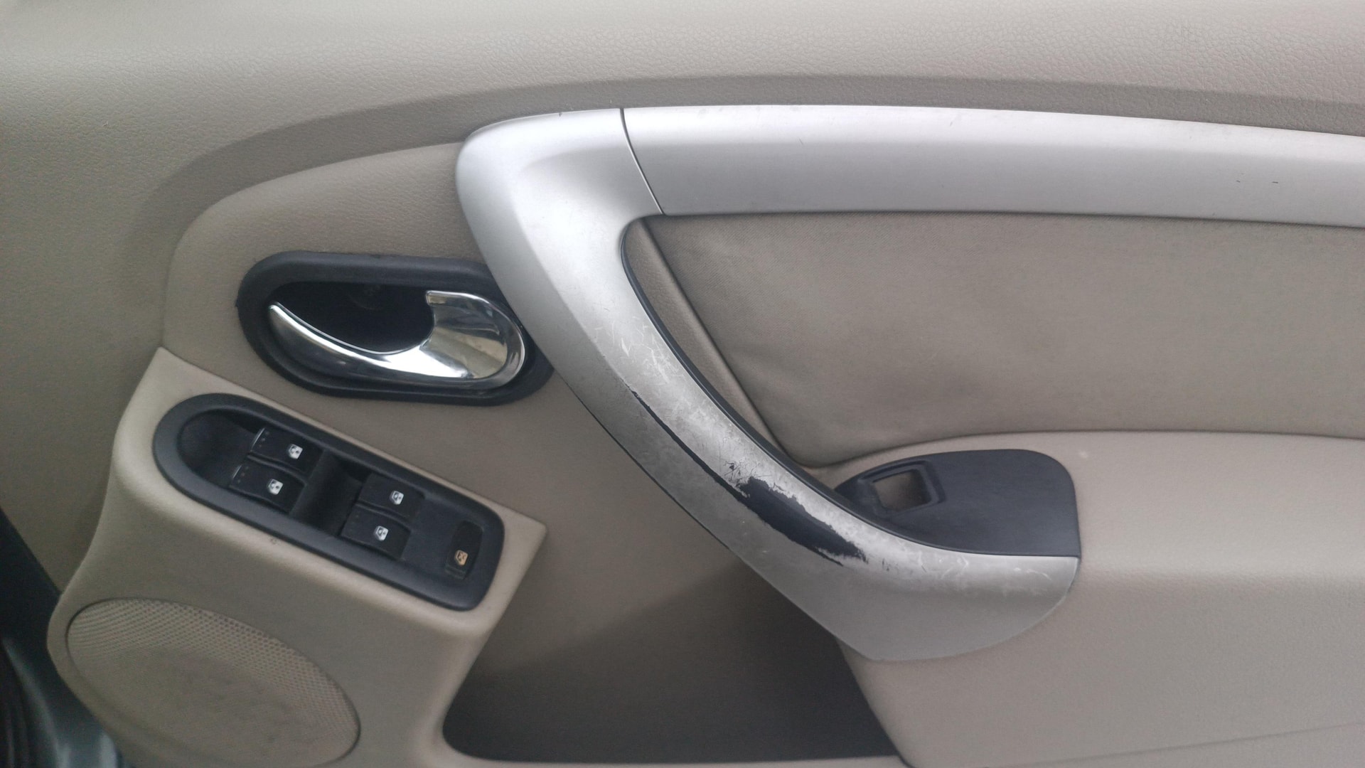 Used 2013 Nissan Terrano Used 2013 Nissan Terrano