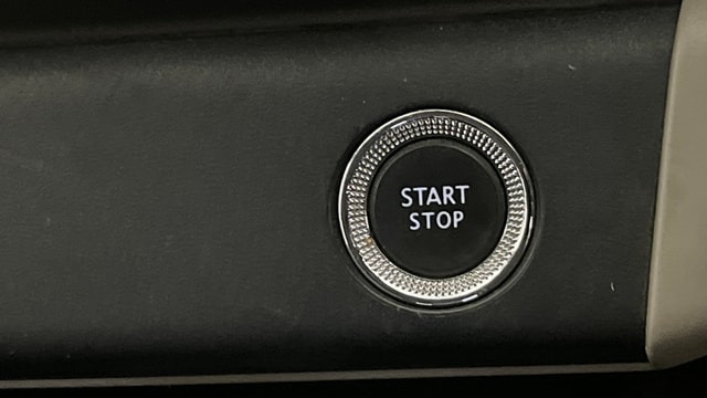 View Renault Triber Image 40 Used Renault Triber Image 40
