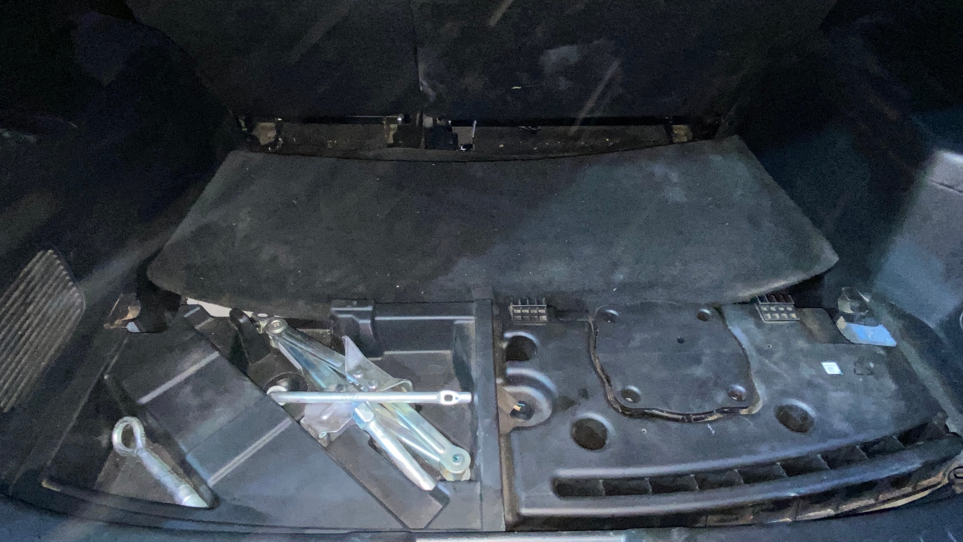 View 2020 MG Hector Sharp DCT Petrol Dual Tone Image 7 Used 2020 MG Hector Sharp DCT Petrol Dual Tone Image 7