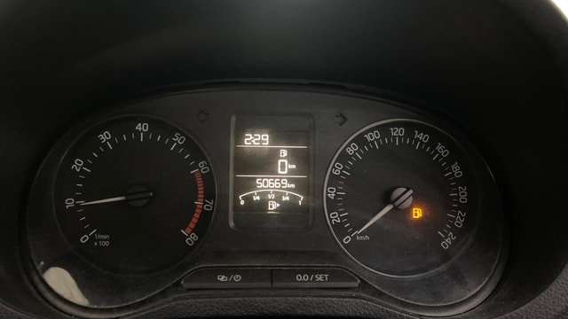View Skoda Rapid Image 34 Used Skoda Rapid Image 34