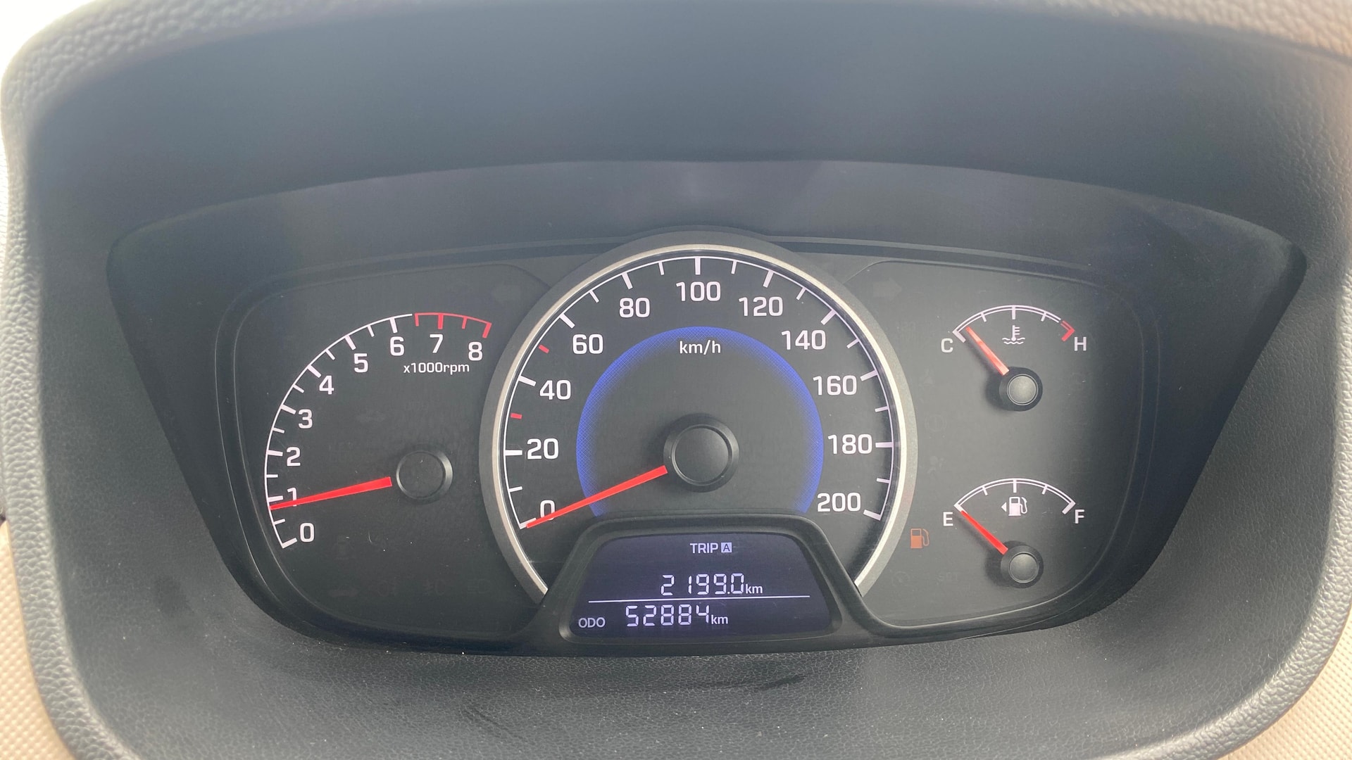 View 2017 Hyundai Grand i10 Sportz 1.2 Kappa Image 33 Used 2017 Hyundai Grand i10 Sportz 1.2 Kappa Image 33