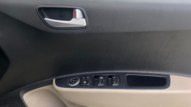 View Hyundai Grand i10 Image 32 Used Hyundai Grand i10 Image 32