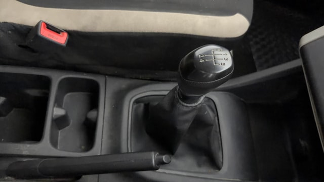 View Renault Triber Image 39 Used Renault Triber Image 39
