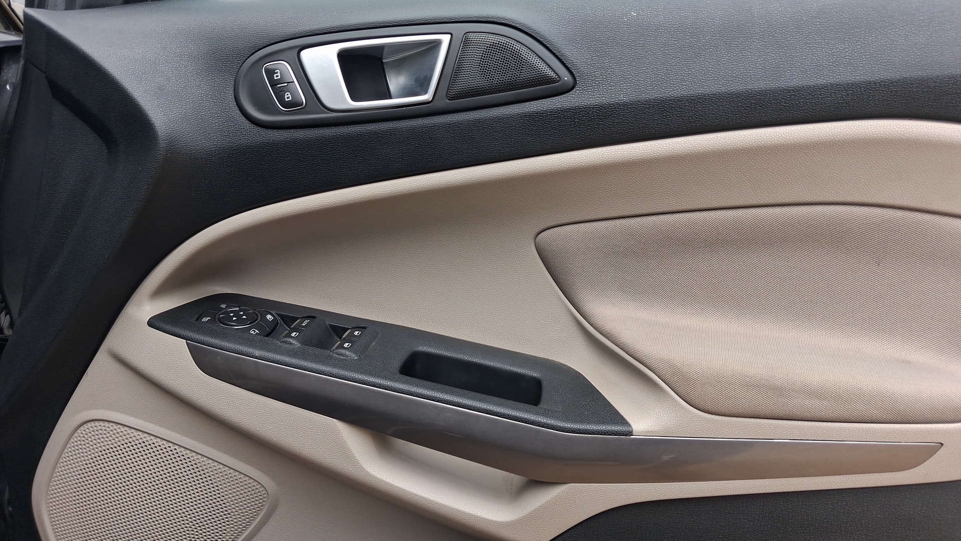 View 2020 Ford EcoSport 1.5 TDCi Diesel Ambiente BS IV Image 39 Used 2020 Ford EcoSport 1.5 TDCi Diesel Ambiente BS IV Image 39