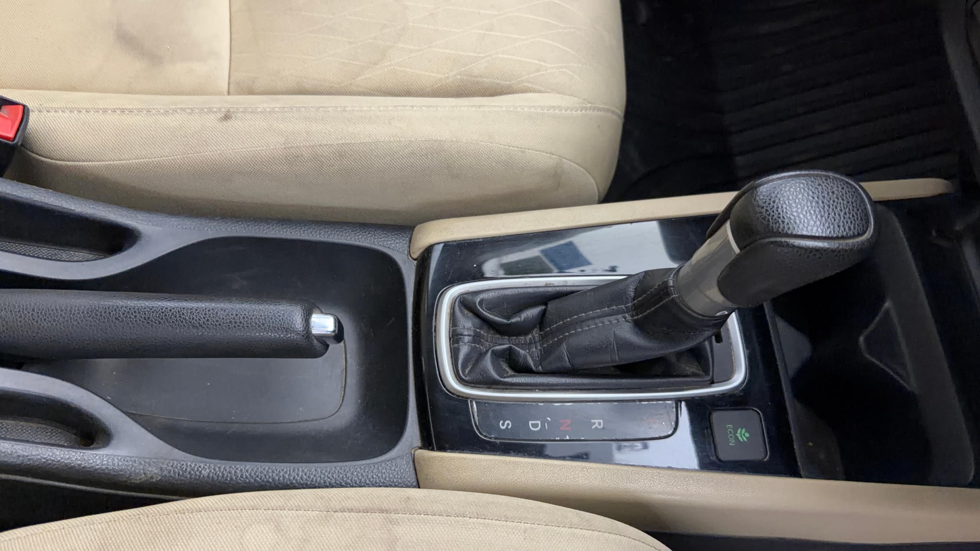 View 2021 Honda City ZX MT Diesel Anniversary Edition Image 40 Used 2021 Honda City ZX MT Diesel Anniversary Edition Image 40