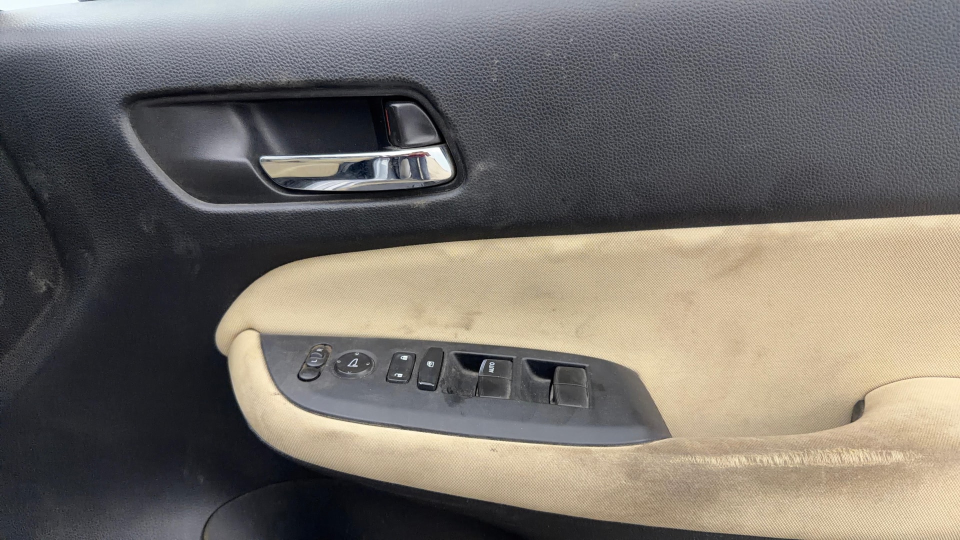 View 2021 Honda City ZX MT Diesel Anniversary Edition Image 34 Used 2021 Honda City ZX MT Diesel Anniversary Edition Image 34