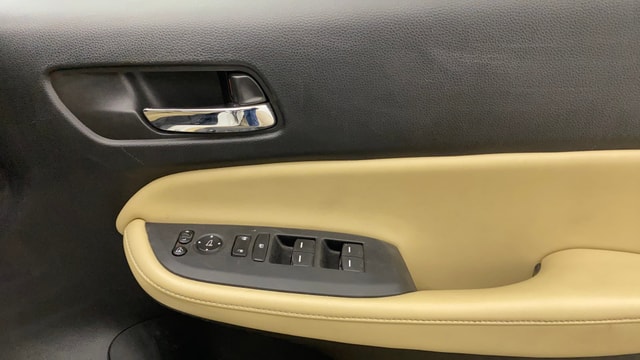 View Honda City ZX Image 35 Used Honda City ZX Image 35