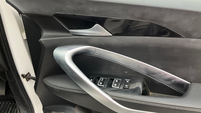 View MG Hector Image 40 Used MG Hector Image 40