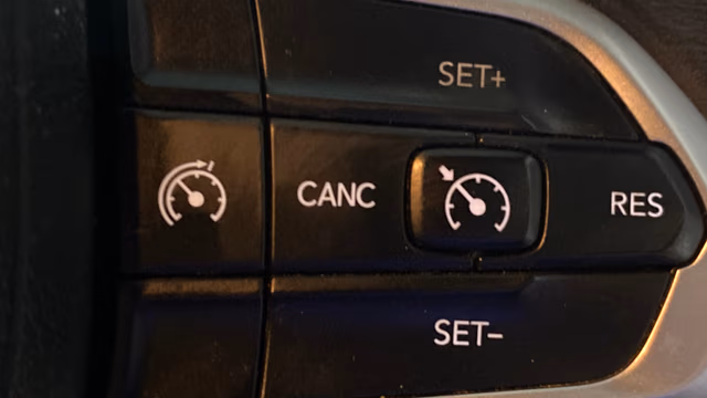 View Jeep Compass Image 3 Used Jeep Compass Image 3