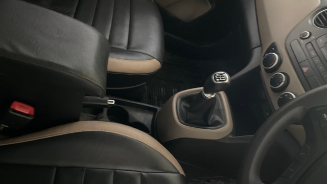 View Hyundai Grand i10 Image 38 Used Hyundai Grand i10 Image 38