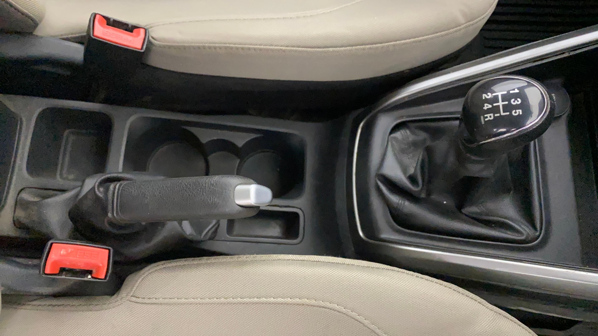 View 2020 Ford EcoSport 1.5 TDCi Diesel Ambiente BS IV Image 41 Used 2020 Ford EcoSport 1.5 TDCi Diesel Ambiente BS IV Image 41