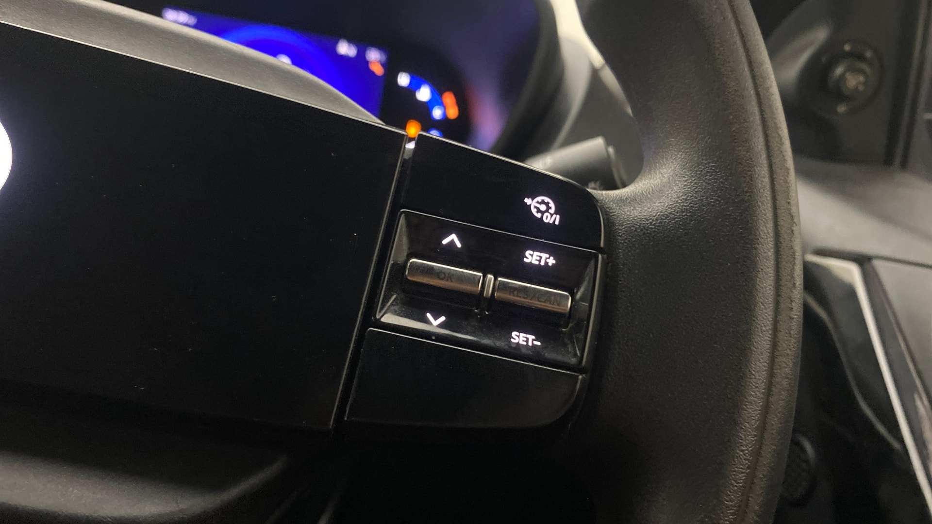 View 2024 Tata Nexon Revotron XE Image 3 Used 2024 Tata Nexon Revotron XE Image 3