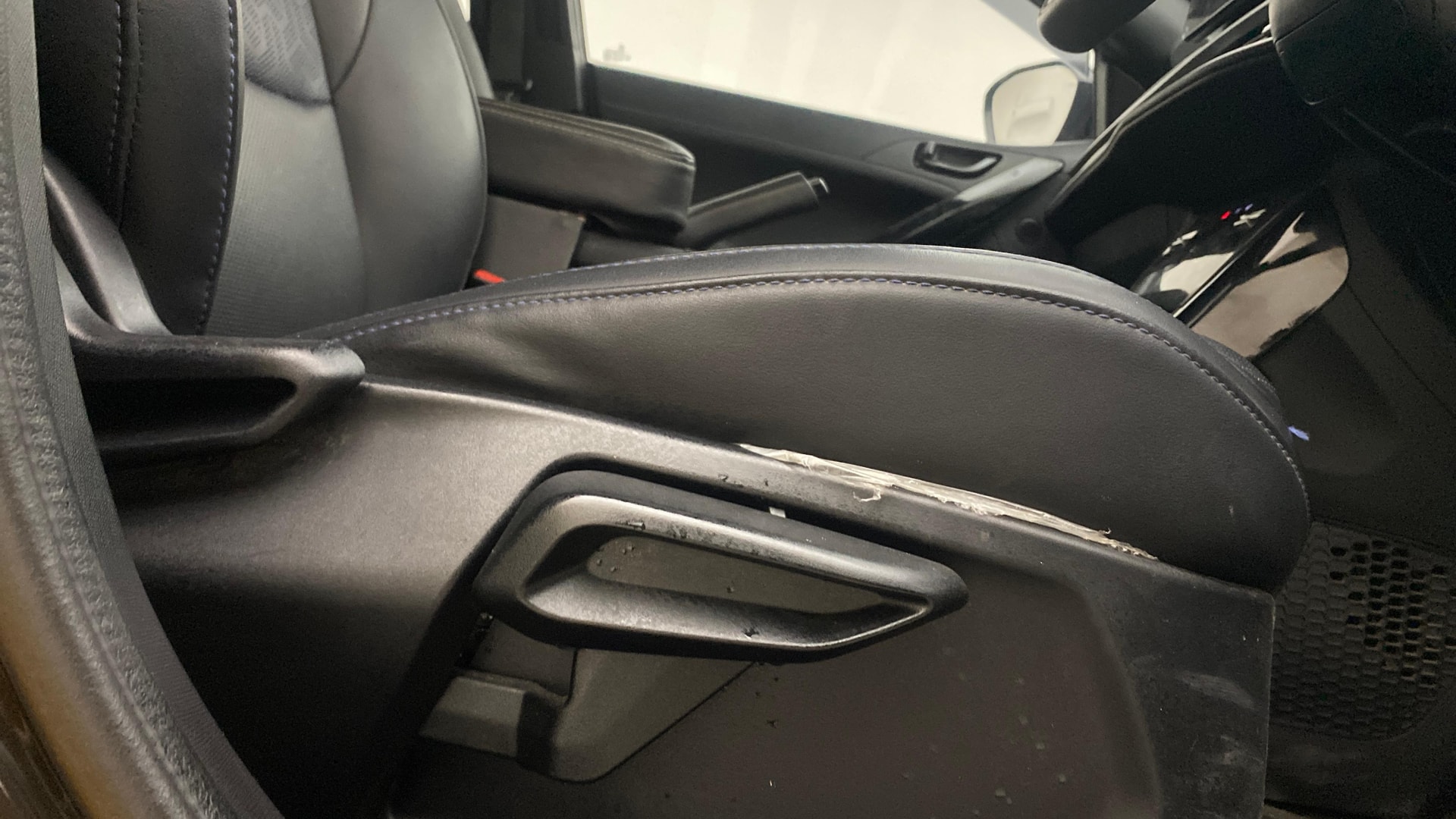 View 2024 Tata Nexon Revotron XE Image 11 Used 2024 Tata Nexon Revotron XE Image 11