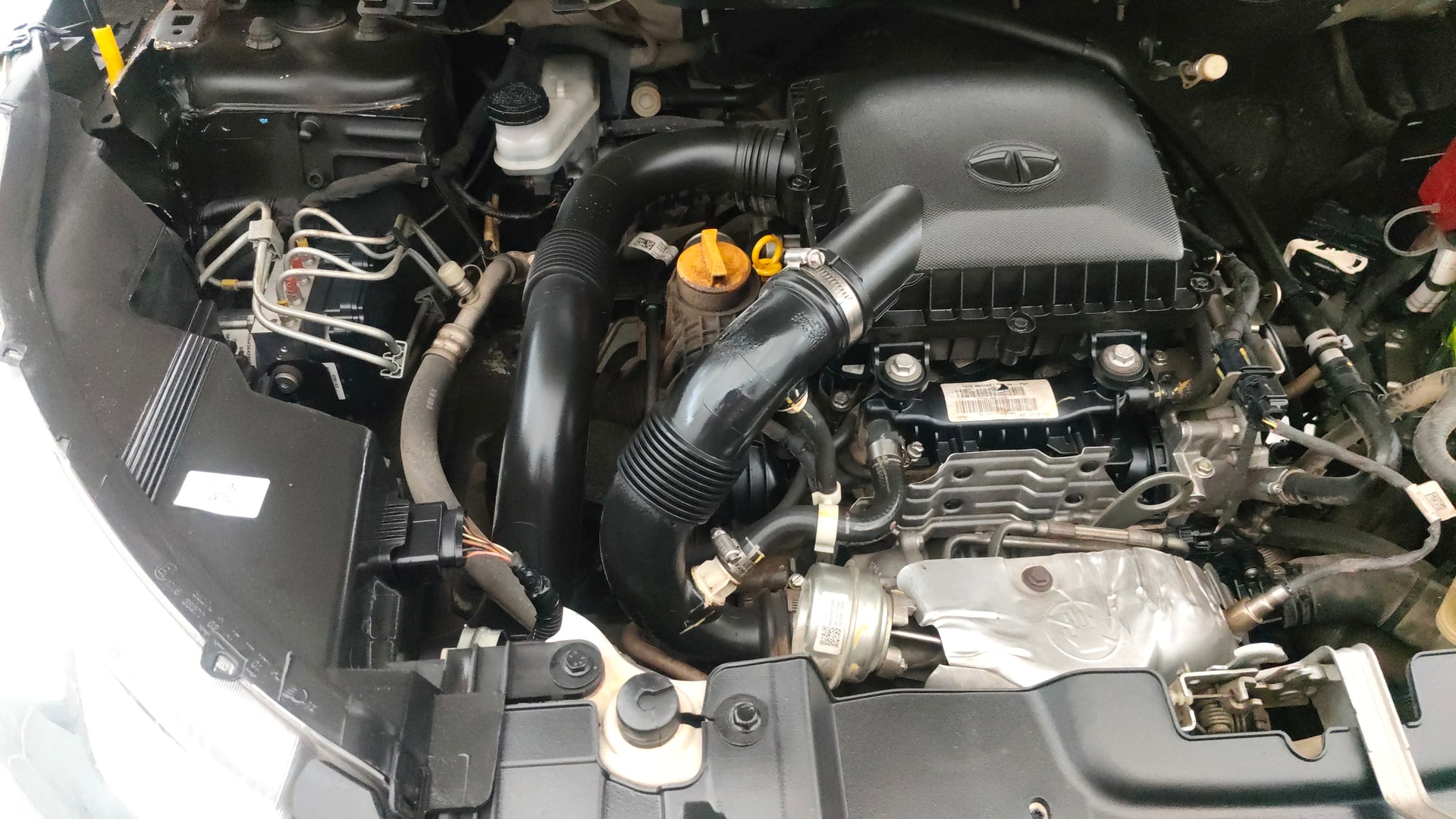 View 2021 Tata Nexon Revotron XE Image 4 Used 2021 Tata Nexon Revotron XE Image 4